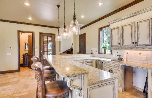 Spacious Edmond Vacation Rental with Hot Tub! - Foto 11