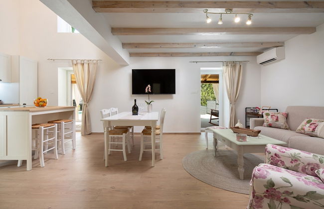 Casa Di Nika Private Heated Pool and Jacu - Foto 7