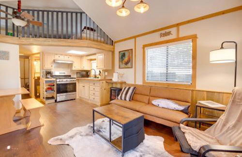 Near Lake Almanor and Golf Cozy Cabin! - Foto 4