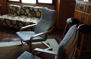 Peña del viento a pie de pistas estación San Isidro - Foto 3