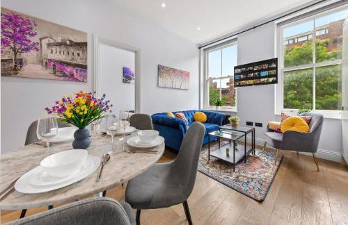 Westminster 2 Bedroom apartment with AC sleeps 5 - Photo 4