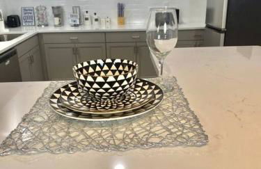 Relaxing Retreat with 55-Inch TV and Lake Views - Foto 13