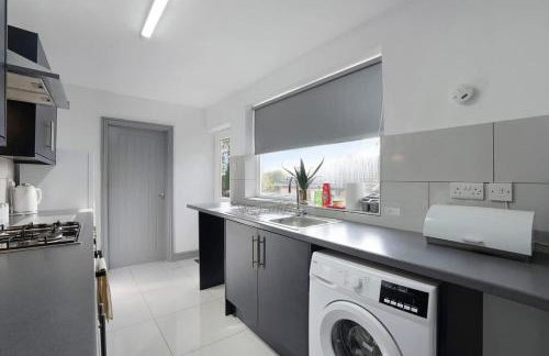 Comfortable 2BR Home 10 Min to Durham Cathedral - Foto 12