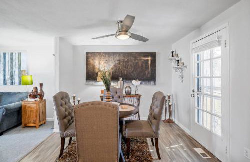 Stylish Haven 11 Minutes from the Richmond Airport - Foto 2