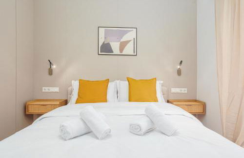 Bright & Contemporary Home with Balcony in Vibrant Piraeus - Foto 41