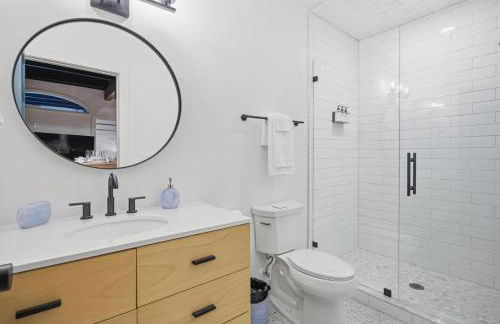 Memory - Adorable 1 BR Apt with Heated Pool - Photo 20