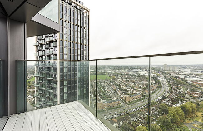 Icon Tower Flat One - North Acton - Photo 22