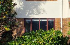 Spacious Seaside Home in Peaceful Coastal Setting - 5 Minutes Walk to the Beach - Foto 36