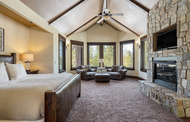 Big Pine by Avantstay Stunning Secluded Oregon Home w/ Hot Tub - Foto 6