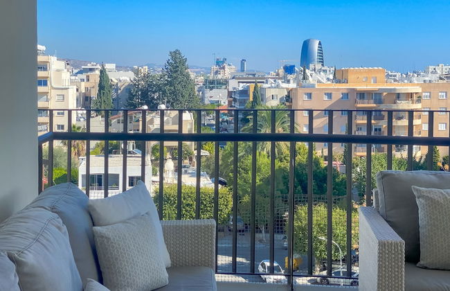 Phaedrus Living: Erato Luxury Penthouse - Photo 1