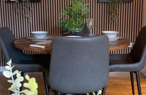 2 Bed Flat - Sleeps 6 - Parking - Wifi - Foto 18