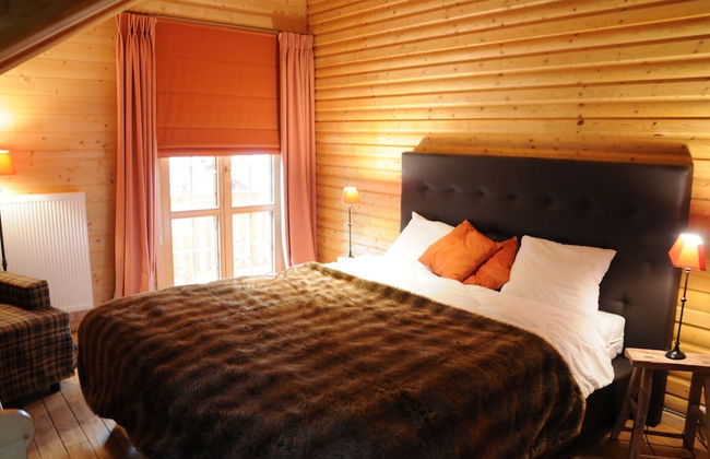Spacious Chalet Located at Bomal with Hot Tub & Garden Parlour - Foto 4