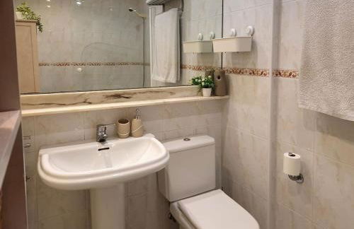 Apartamento, zona residencia con piscina, cerca de las playas en Santander - Foto 7