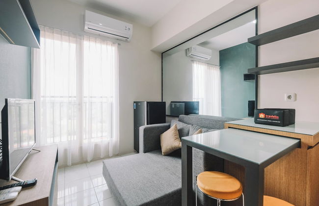 Simple and Cozy Living 2BR at Podomoro Golf View Apartment - Foto 20