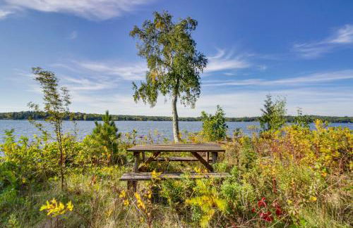 Lakefront Walker Home with Boat Dock and Lift! - Foto 29