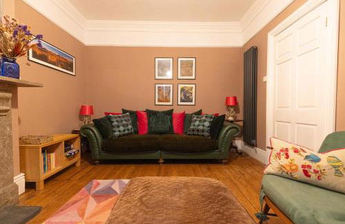 CLIFTON BANK - Characterful & Cosy Home in Buxton, Peak District - Photo 10