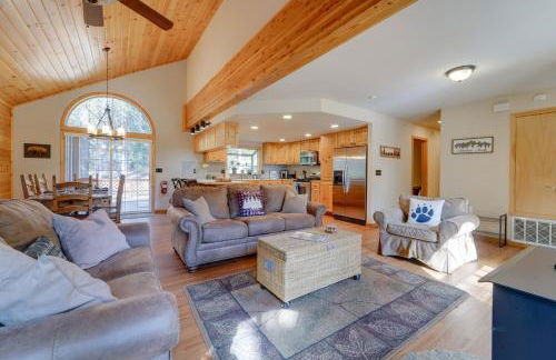 4 Mi to Downhill Ski Resort! Spacious Family Haven - Foto 6