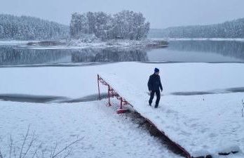 Chatka Baby Jagi - Domek z balią i kominkiem w lesie pośród jezior - Foto 44