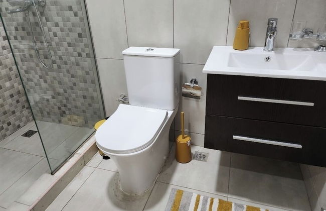 Spacious Luxury 3Bed Hse in Tema Netflix - Foto 43