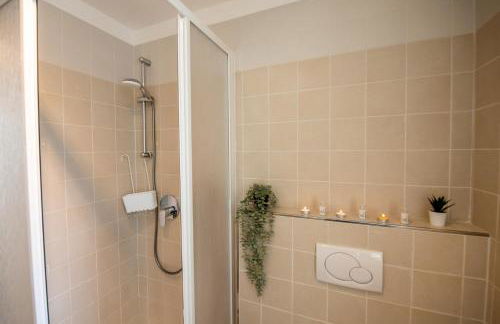 Loft Smart Parma l Wi-Fi Fibra, Indipendente, Perfetto per Business e Coppie - Photo 10