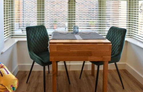 Blundens Holiday Lets - Ffos Las - Photo 11