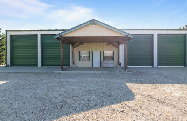 4.5 Acre Secluded Ranch w/ Panoramic Views Fire Pit Olive Ranch by Avantstay - Photo 123