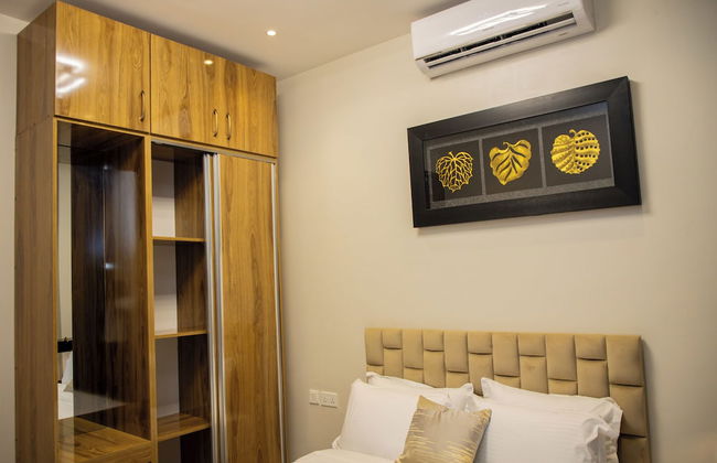 unreal homes - Photo 45