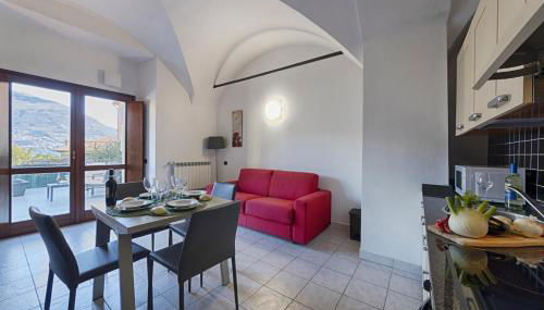 LakeView LakeComo, CIPRESSO 7, 4Seasons, Terrace, 30m to Lake! by STAYHERE-LAKECOMO - Foto 5, Garden view