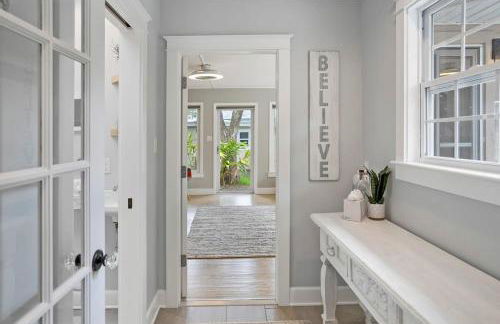 Onyx House King Size Beds Bikes Games Wine - Foto 39