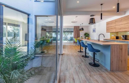 Beautiful Home In Porec With Kitchen - Foto 38