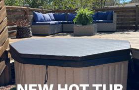 Light & Cozy Oasis with Private Pool and Hot Tub - Foto 4