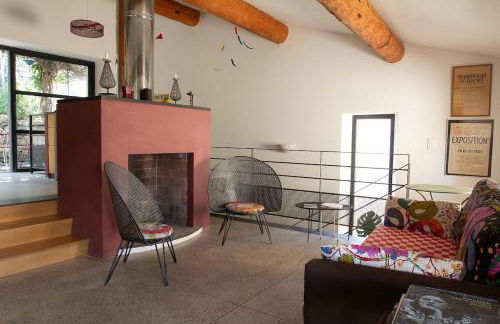 Le charme au centre du village - Photo 4