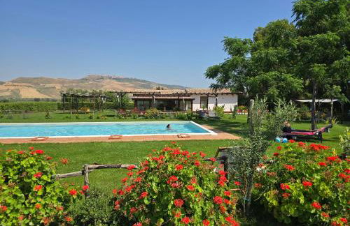 Agriturismo Essentia dimora rurale - Foto 1