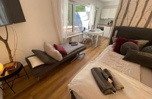 ROSMARIN - Kuschelige Fewo - Romantik & Entspannung im Whirlpool auf privater Terrasse, Ruhe & Hund willkommen - by FerienWohnenAmSee - - Foto 25