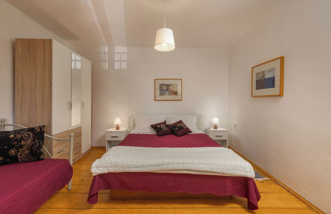 House Papinka With Private Pool & Garden - Foto 4