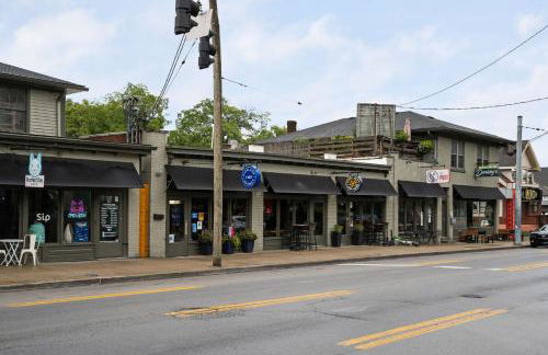 Retreat on Bardstown Road - Yard - Walk to Shops - Foto 42