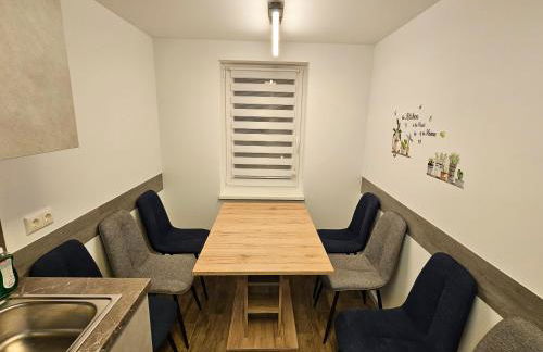 Schöne Ferienwohnung 80m2, 3 Schlafzimmer, 2 Bäder, Zentrumnah, 3OG - Photo 22