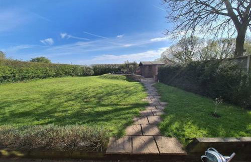 Brisley North Norfolk cosy cottage garden pub and walks - Foto 22