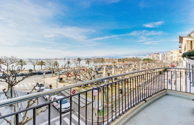 Apartment in Roses by the Beach - Photo 12