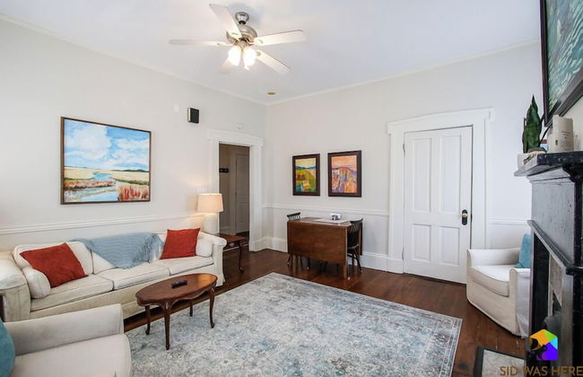 Artist's House Upper Apt Walk to Forsyth - Photo 67