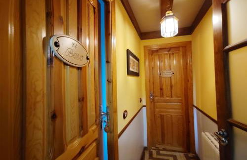 La Alcoba de Becquer - Photo 63