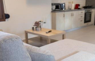 Το Σπίτι της Γιαγιάς 2 (Grandma's House 2) - Foto 11