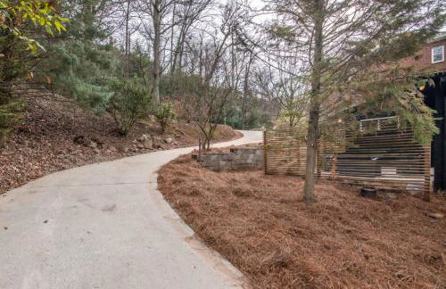 Luxurious Retreat with Stunning Views Sleeps 16) - Foto 32