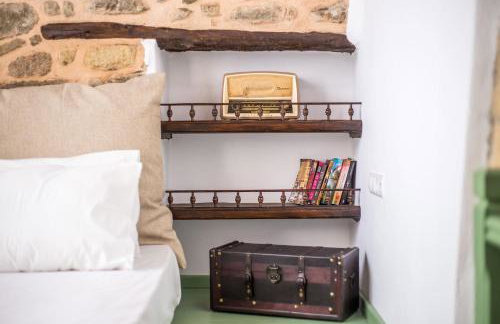 Traditional Stonehouse In Kalithies Village - Photo 18