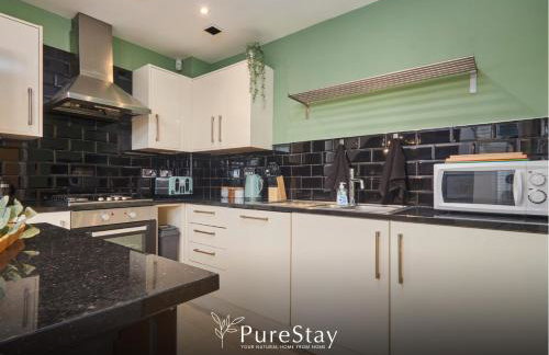 Fabulous Manchester House - 5 Beds Sleeps 8 - Free Parking - by PureStay - Foto 7