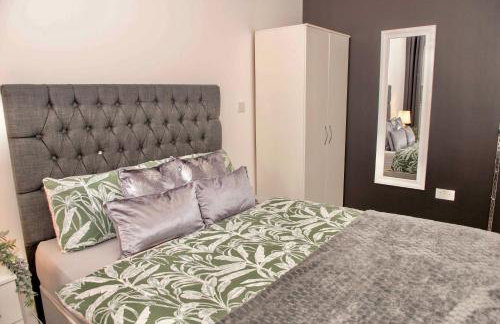 Ground Floor 2 Bedroom Apartment Southsea - Free Parking - Foto 12