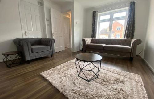 Charming 3Bed House in Strood - Foto 1