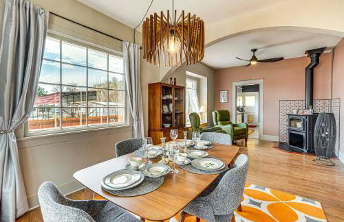 1 Block to Main St Charming Montrose Home with Yard - Foto 7