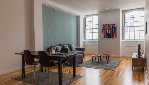 Central Lisbon Flat by Pink St - Photo 3