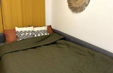 PARIS-MONTROUGE Magnifique Studio Appartement de 35m2 - très cosy pour 1 à 6 personnes refait à neuf - ENTIRE APARTMENT LUXIRIOUS AND WARM - Montrouge Paris 14ème - Proche Aéroport Orly & Parc Expositions Porte de Versailles FREE WIFI GRATUIT - Foto 45